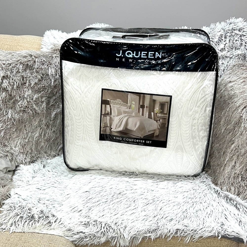 J Queen King Comforter set